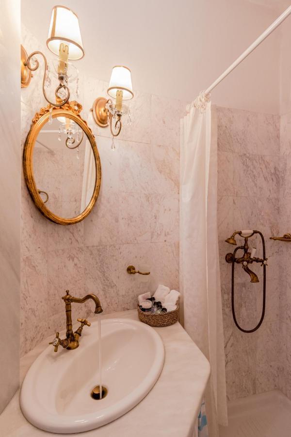 In Marble Hotel Volos Luaran gambar
