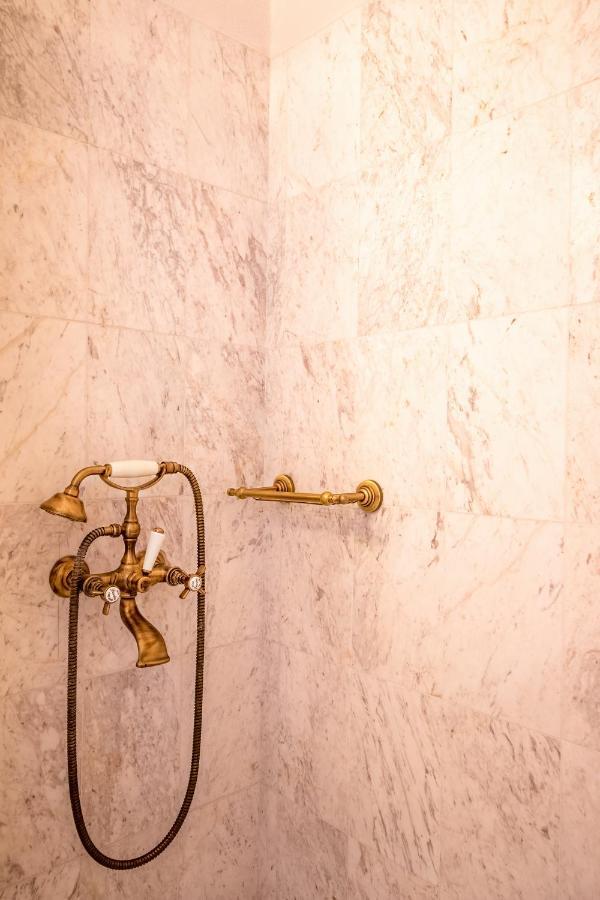 In Marble Hotel Volos Luaran gambar